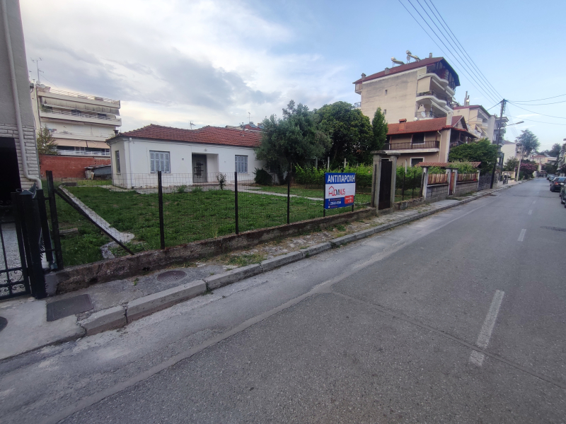 property-img