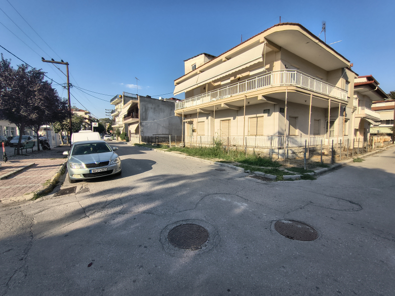 property-img